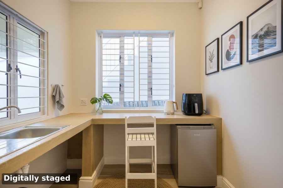 6 Bedroom Property for Sale in Whale Rock Western Cape